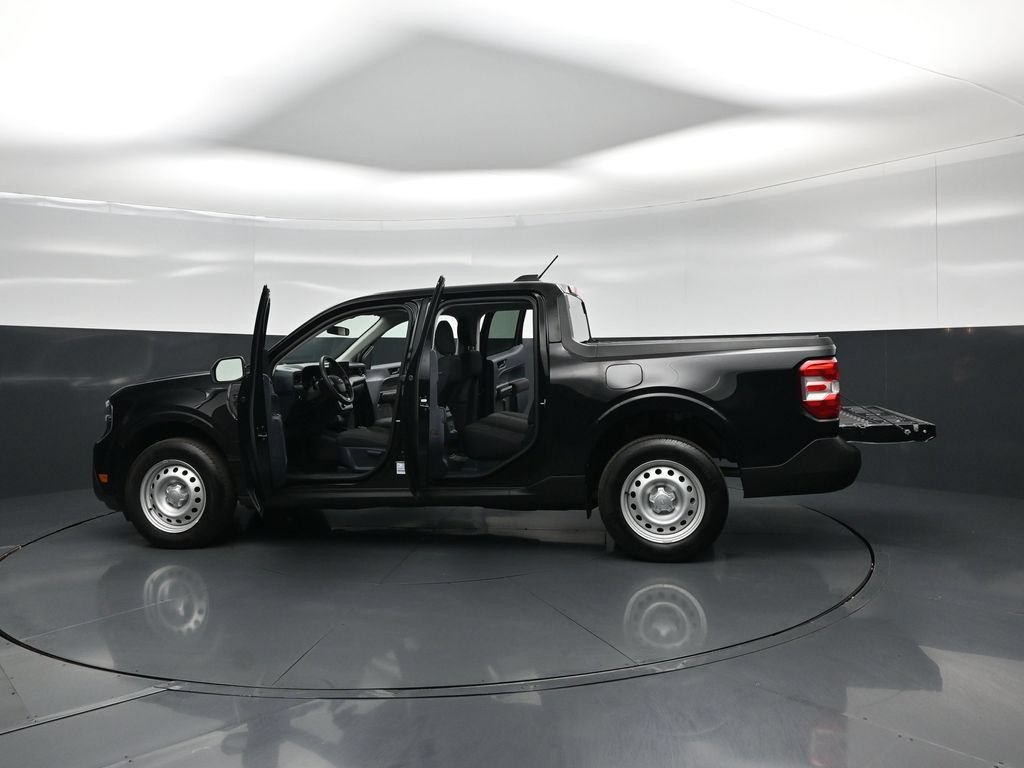 Certified 2025 Ford Maverick XL FWD image 29