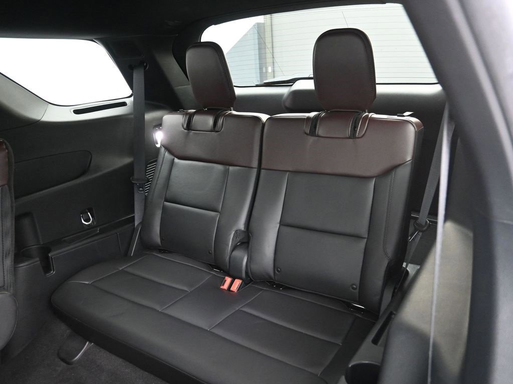 Certified 2023 Ford Explorer Platinum w/ Technology Package image 40