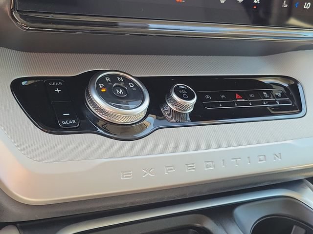 Certified 2025 Ford Expedition Active RWD image 10