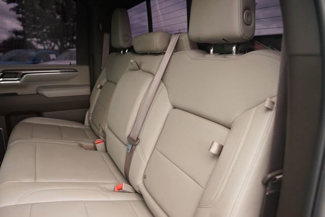 Used 2024 Chevrolet Silverado 3500 LTZ w/ LTZ Convenience Package AWD/4WD image 14