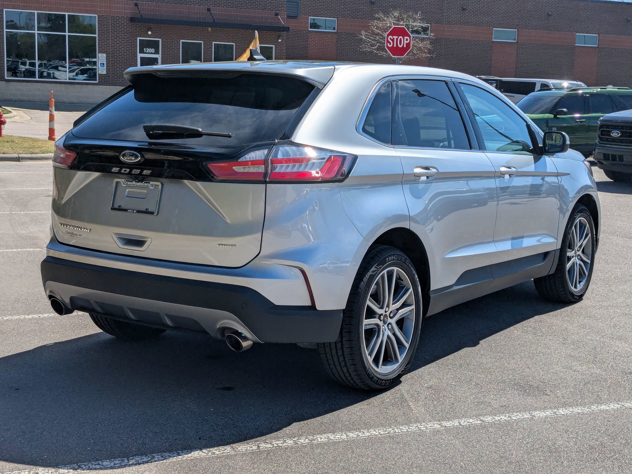 Certified 2023 Ford Edge Titanium image 4