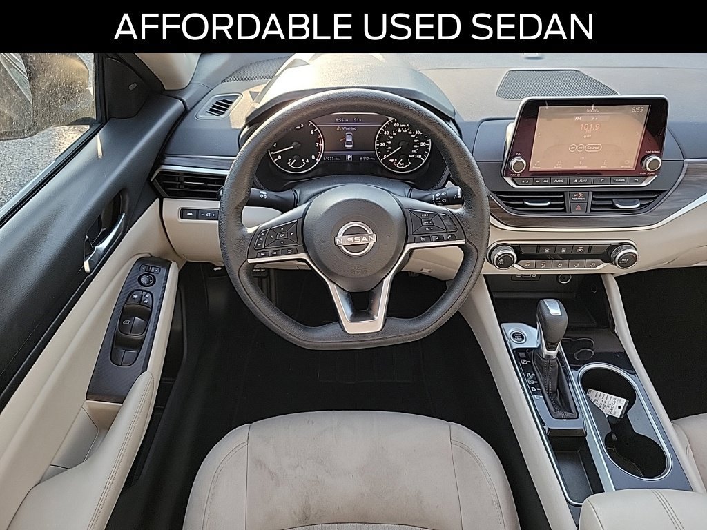 Used 2024 Nissan Altima 2.5 SV FWD image 9