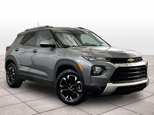 Used 2021 Chevrolet TrailBlazer LT w/ Sun and Liftgate Package AWD/4WD image 2