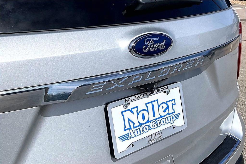 Certified 2019 Ford Explorer Limited w/ Class III Trailer Tow Package image 10