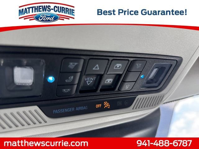 Certified 2025 Ford Expedition Active image 24