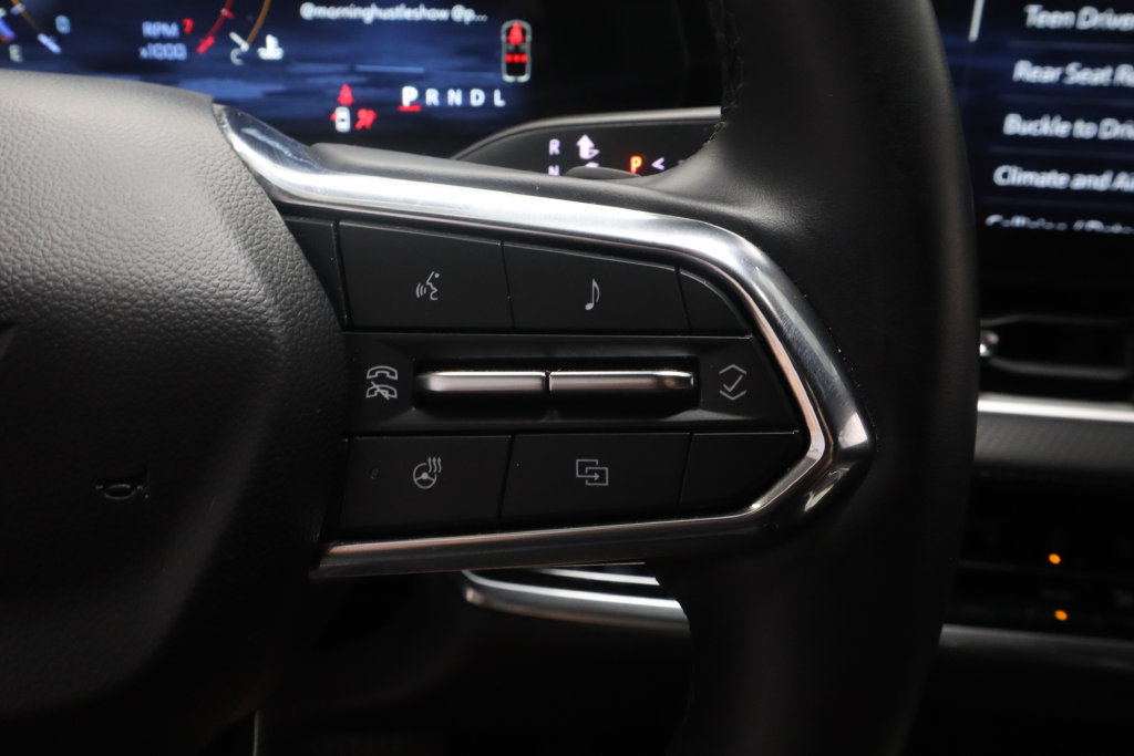 Used 2025 Chevrolet Equinox LT FWD image 22