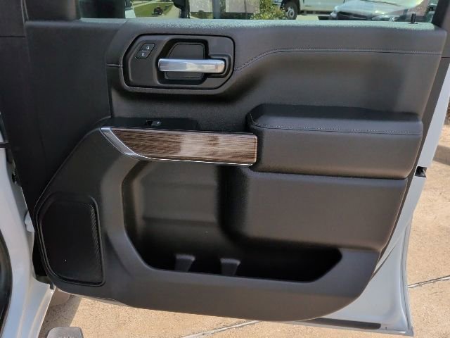 Used 2023 Chevrolet Silverado 3500 LT AWD/4WD image 17