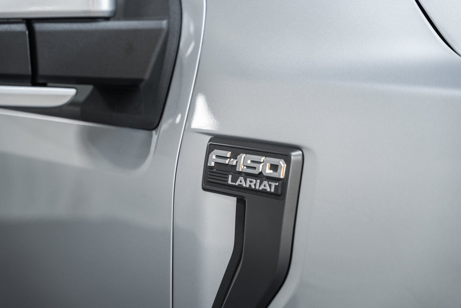 Certified 2022 Ford F150 Lariat w/ Equipment Group 502A High AWD/4WD image 11
