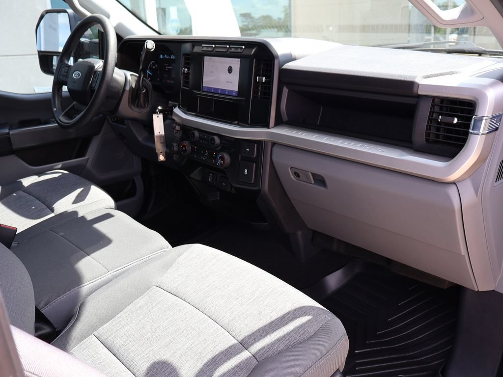 Certified 2024 Ford F250 XL w/ STX Appearance Package AWD/4WD image 17