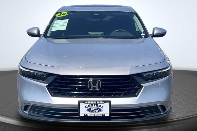 Used 2024 Honda Accord EX image 3