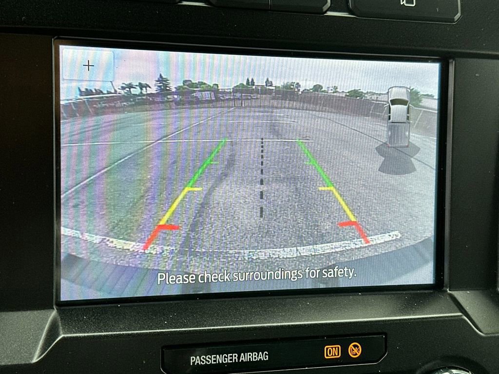 Certified 2022 Ford F250 XLT w/ XLT Premium Package AWD/4WD image 18