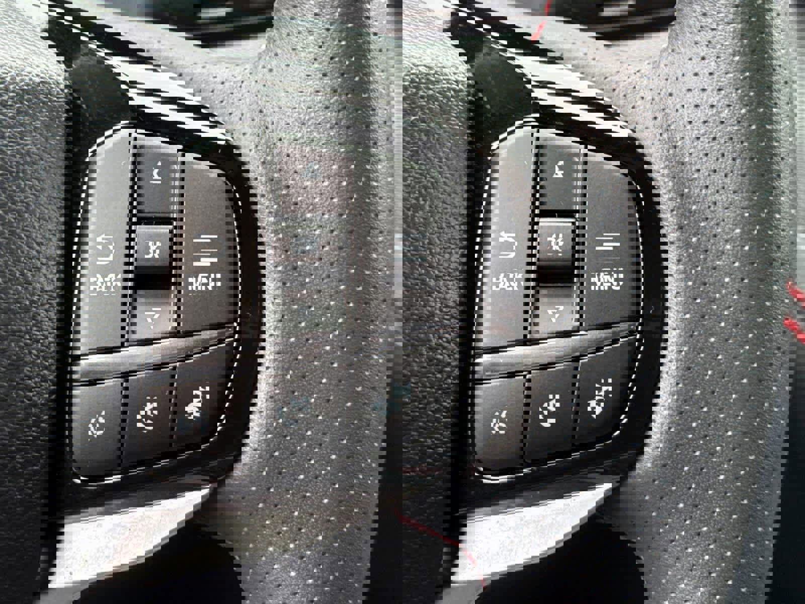 Certified 2025 Ford Explorer ST-Line w/ ST-Line Street Pack image 24