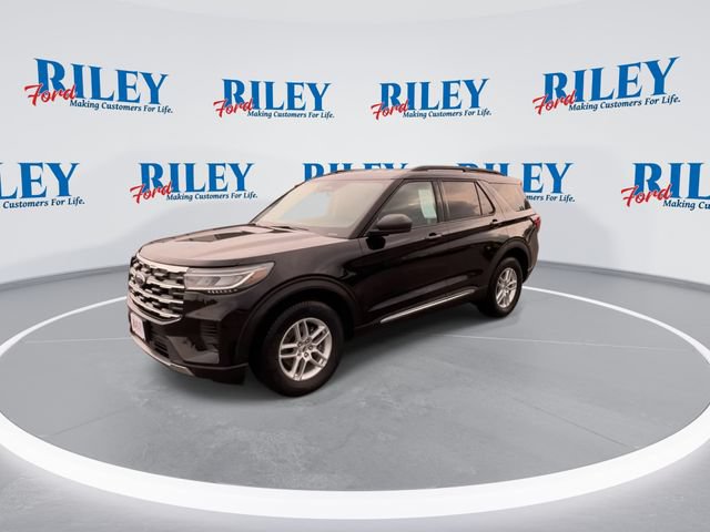 Certified 2025 Ford Explorer Active AWD/4WD image 4