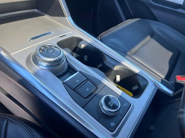 Certified 2022 Ford Explorer XLT w/ Equipment Group 202A AWD/4WD image 15