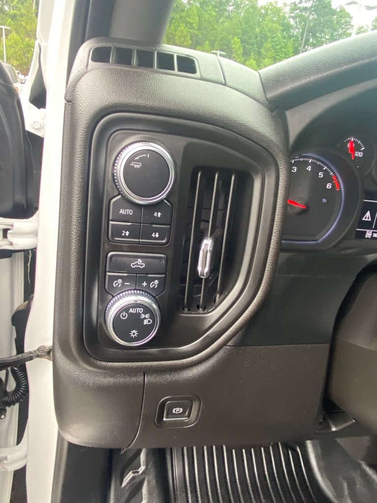 Used 2022 GMC Sierra 1500 Pro w/ Pro Value Package AWD/4WD image 12