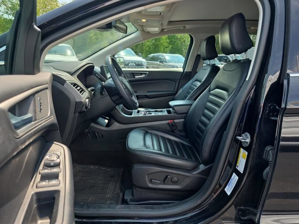 Certified 2024 Ford Edge SEL w/ Convenience Package AWD/4WD image 4