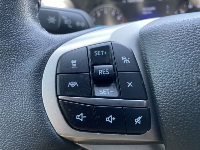 Certified 2023 Ford Explorer XLT w/ Equipment Group 202A AWD/4WD image 21