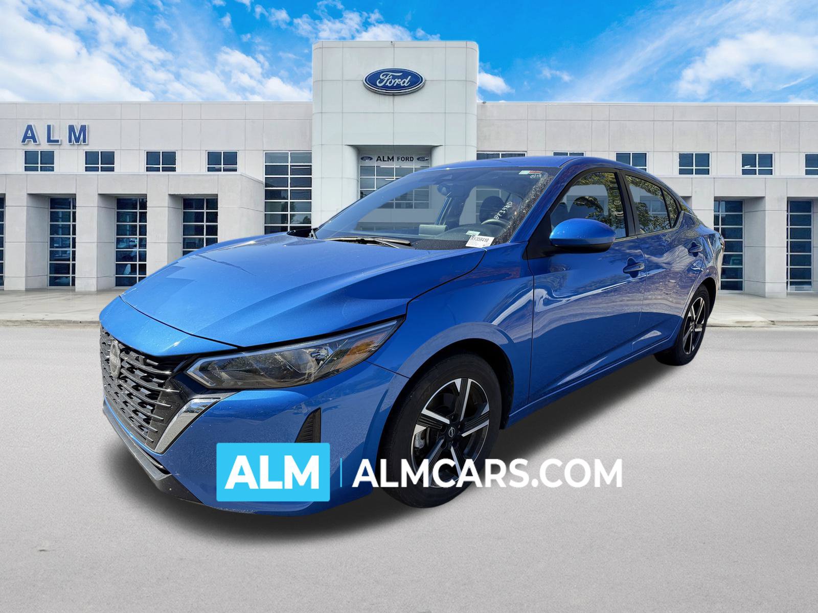 Used 2024 Nissan Sentra SV FWD image 1