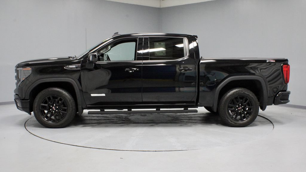 Used 2025 GMC Sierra 1500 Elevation w/ Preferred Package AWD/4WD image 7