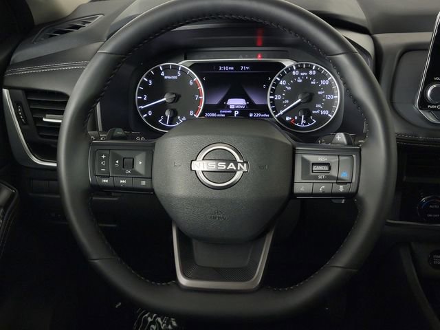 Used 2026 Nissan Rogue SV FWD image 27