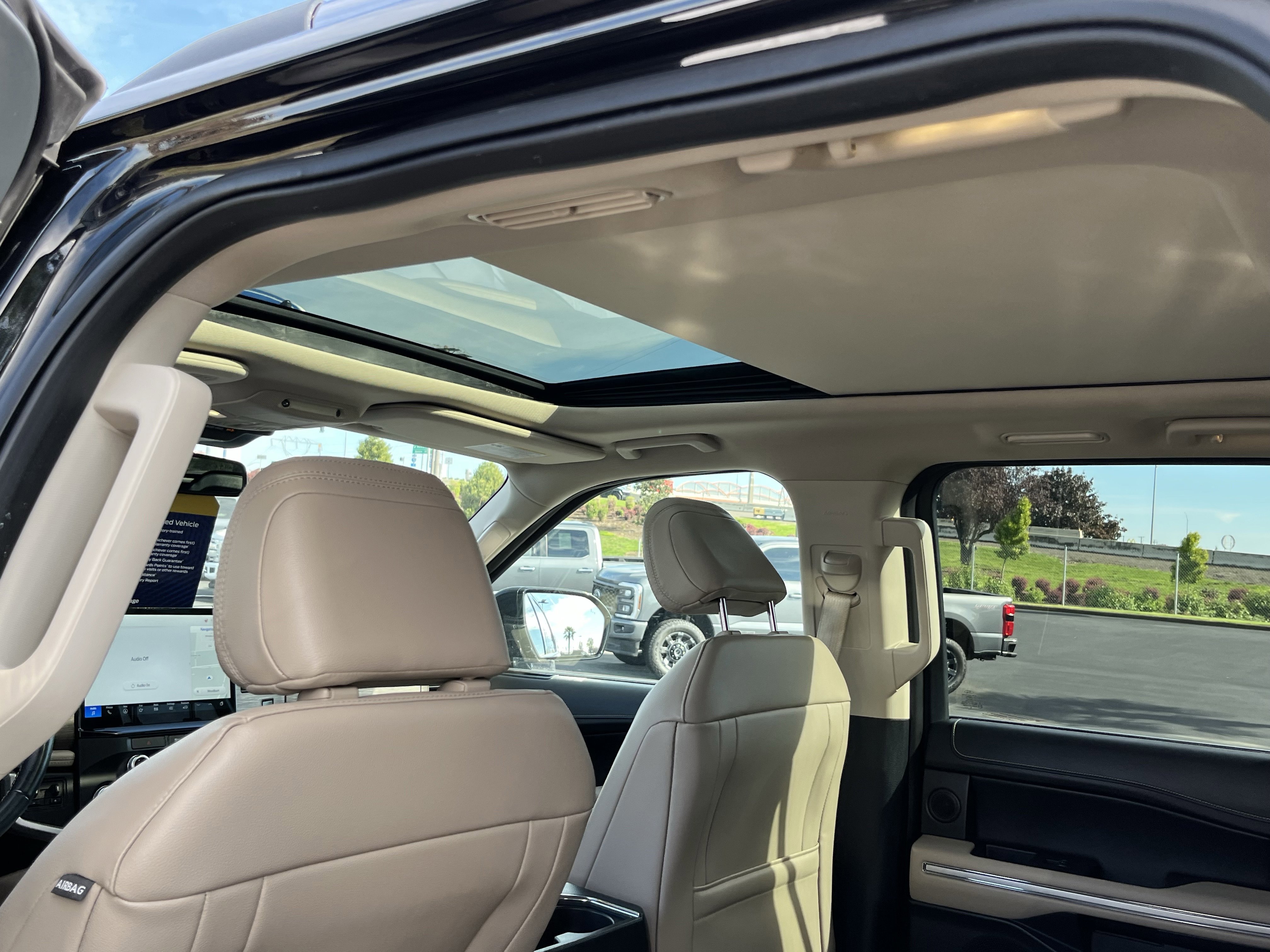 Certified 2022 Ford Expedition Limited w/ Equipment Group 302A image 12