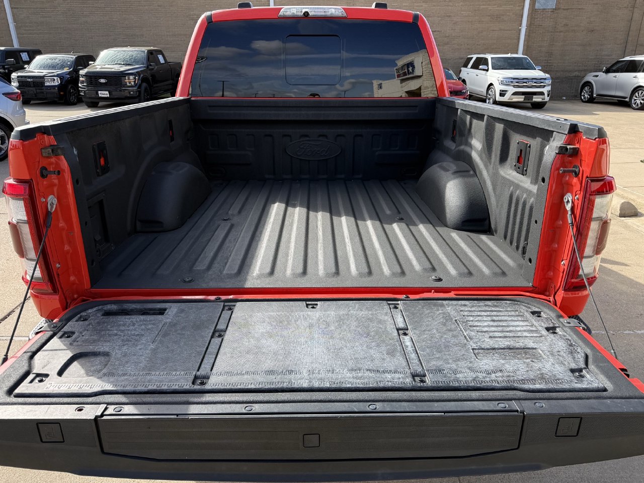 Certified 2022 Ford F150 Raptor w/ Equipment Group 801A High AWD/4WD image 30