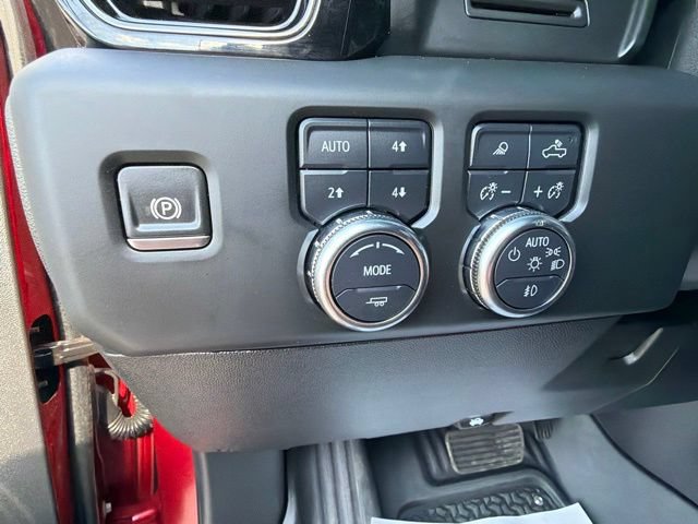 Used 2024 GMC Sierra 3500 AT4 AWD/4WD image 13
