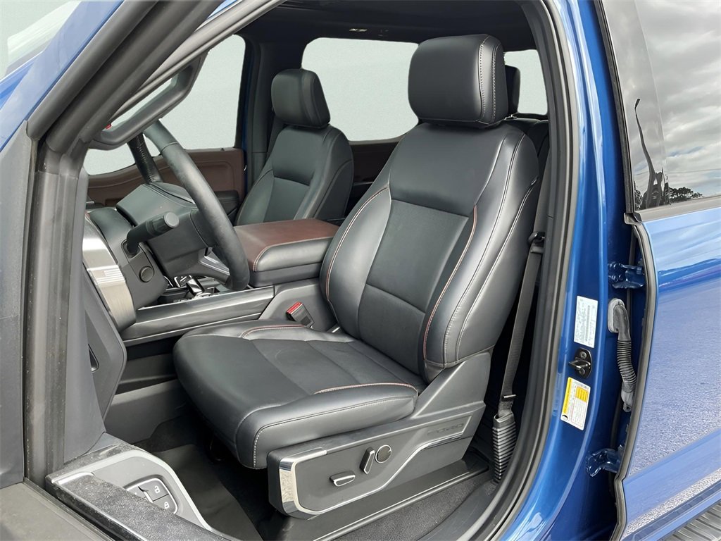 Certified 2023 Ford F150 Lariat w/ Equipment Group 502A High image 31