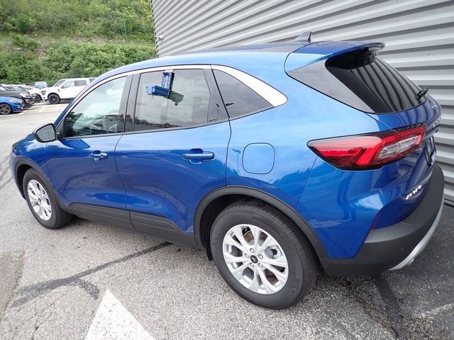 Certified 2023 Ford Escape Active w/ Tech Pack #1 FWD image 4