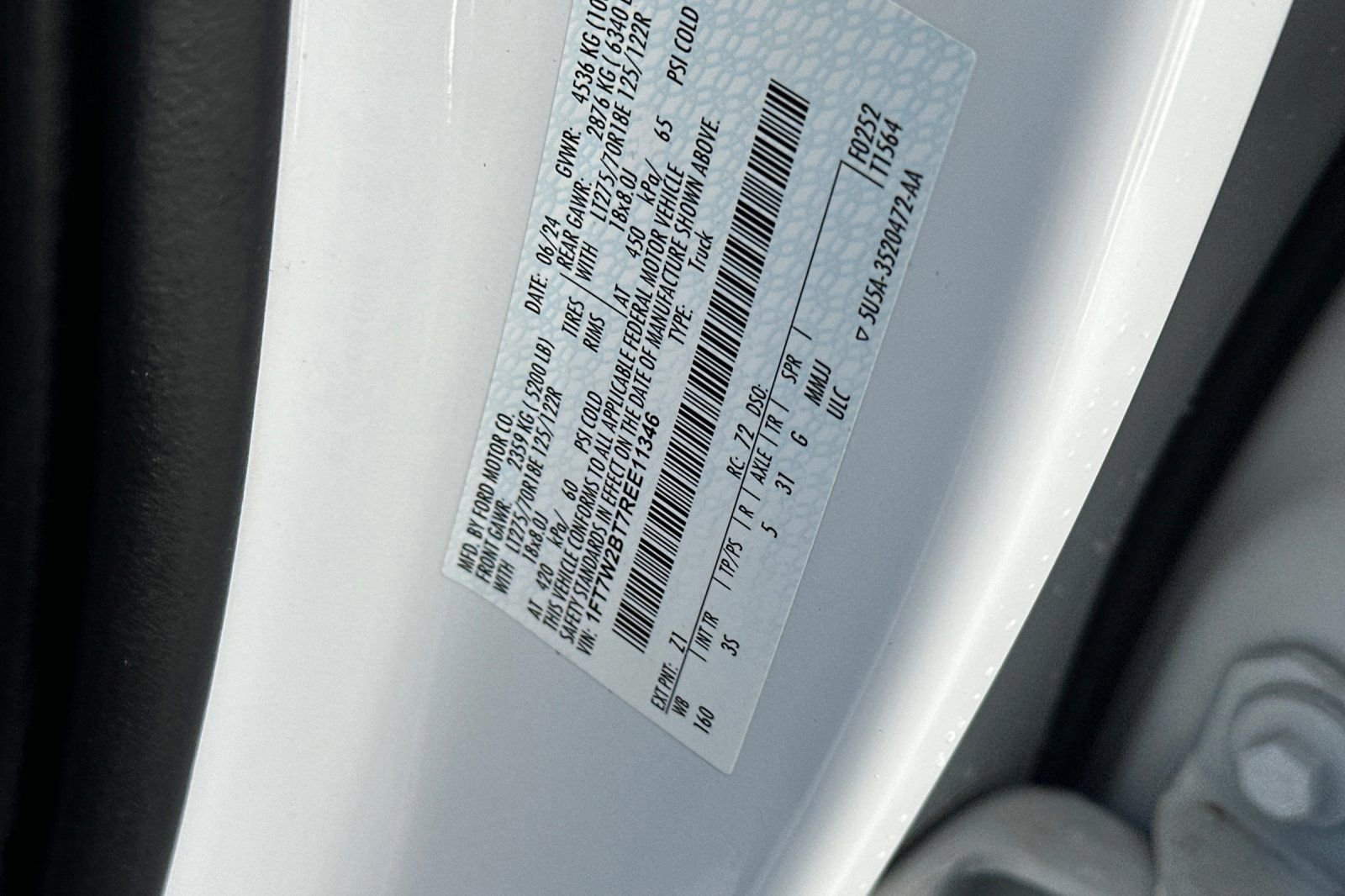 Certified 2024 Ford F250 XLT image 30