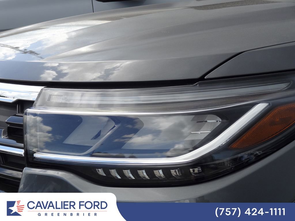 Certified 2026 Ford Explorer Active w/ Active Comfort Package AWD/4WD image 17