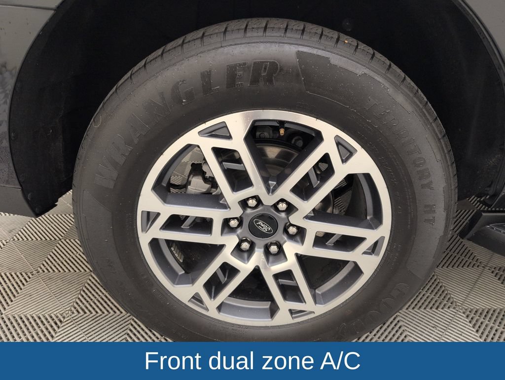 Certified 2025 Ford Expedition Active RWD image 20