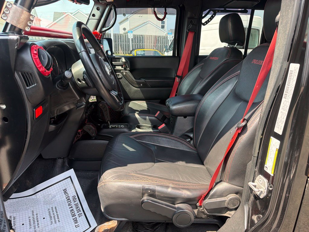 Used 2018 Jeep Wrangler Unlimited Rubicon AWD/4WD image 27
