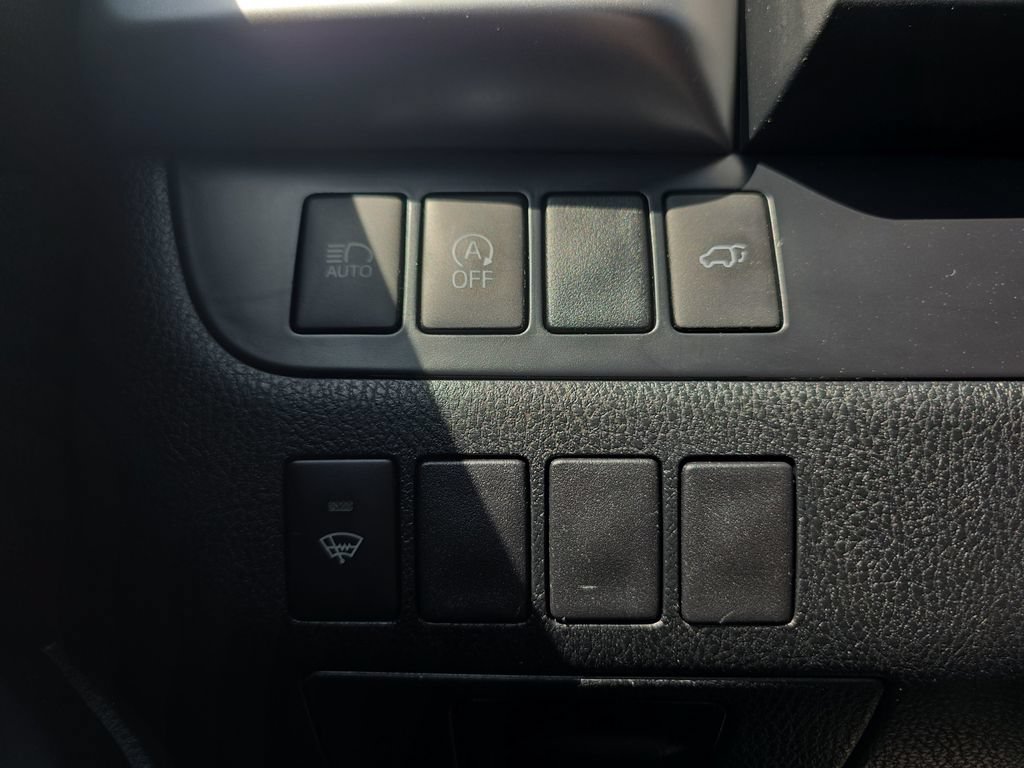 Used 2019 Toyota Highlander SE AWD/4WD image 42