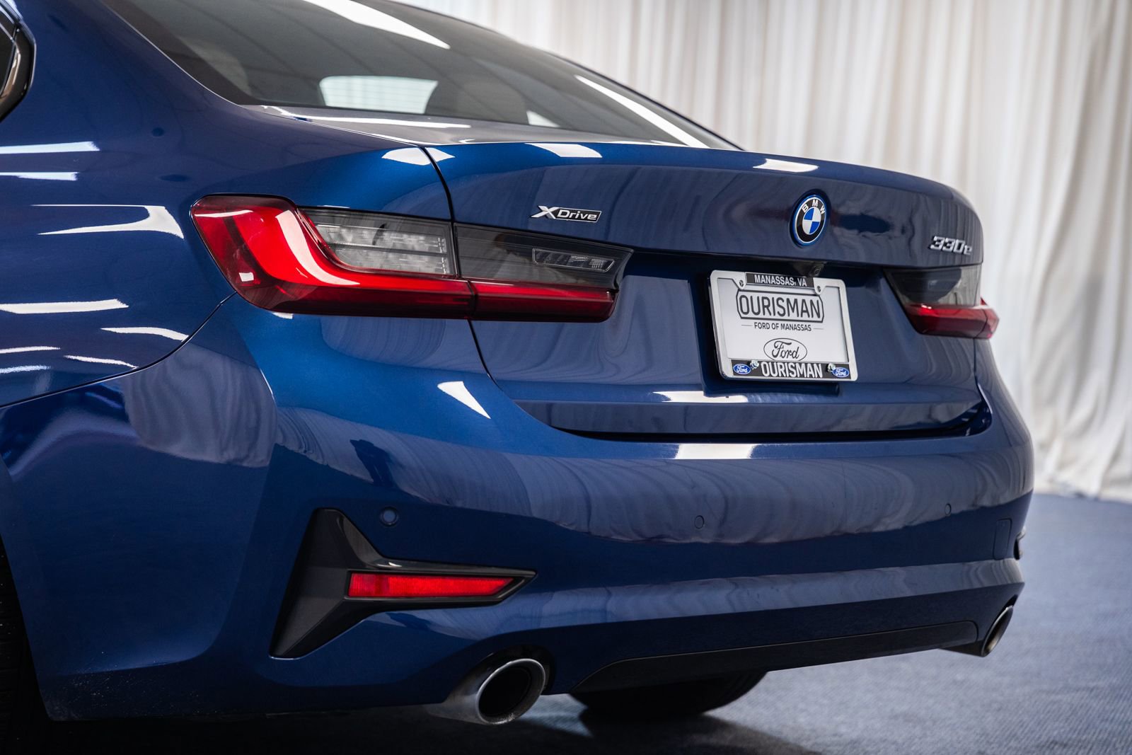 Used 2022 BMW 330e xDrive w/ Premium Package AWD/4WD image 5