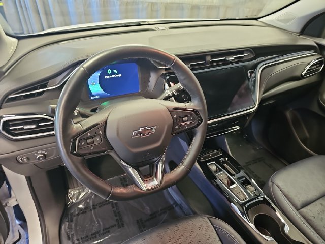 Used 2023 Chevrolet Bolt EUV LT w/ Convenience Package FWD image 16