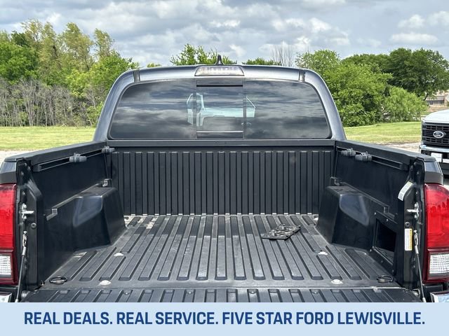 Used 2022 Toyota Tacoma SR5 image 32