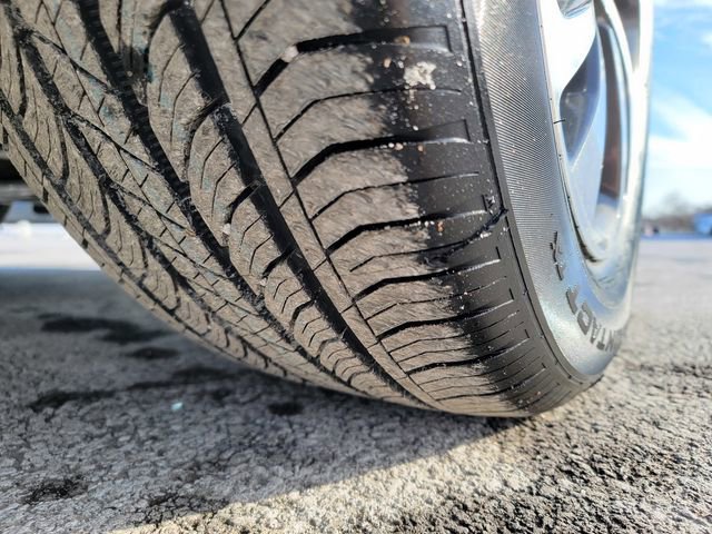 Used 2023 Buick Envision Essence image 17