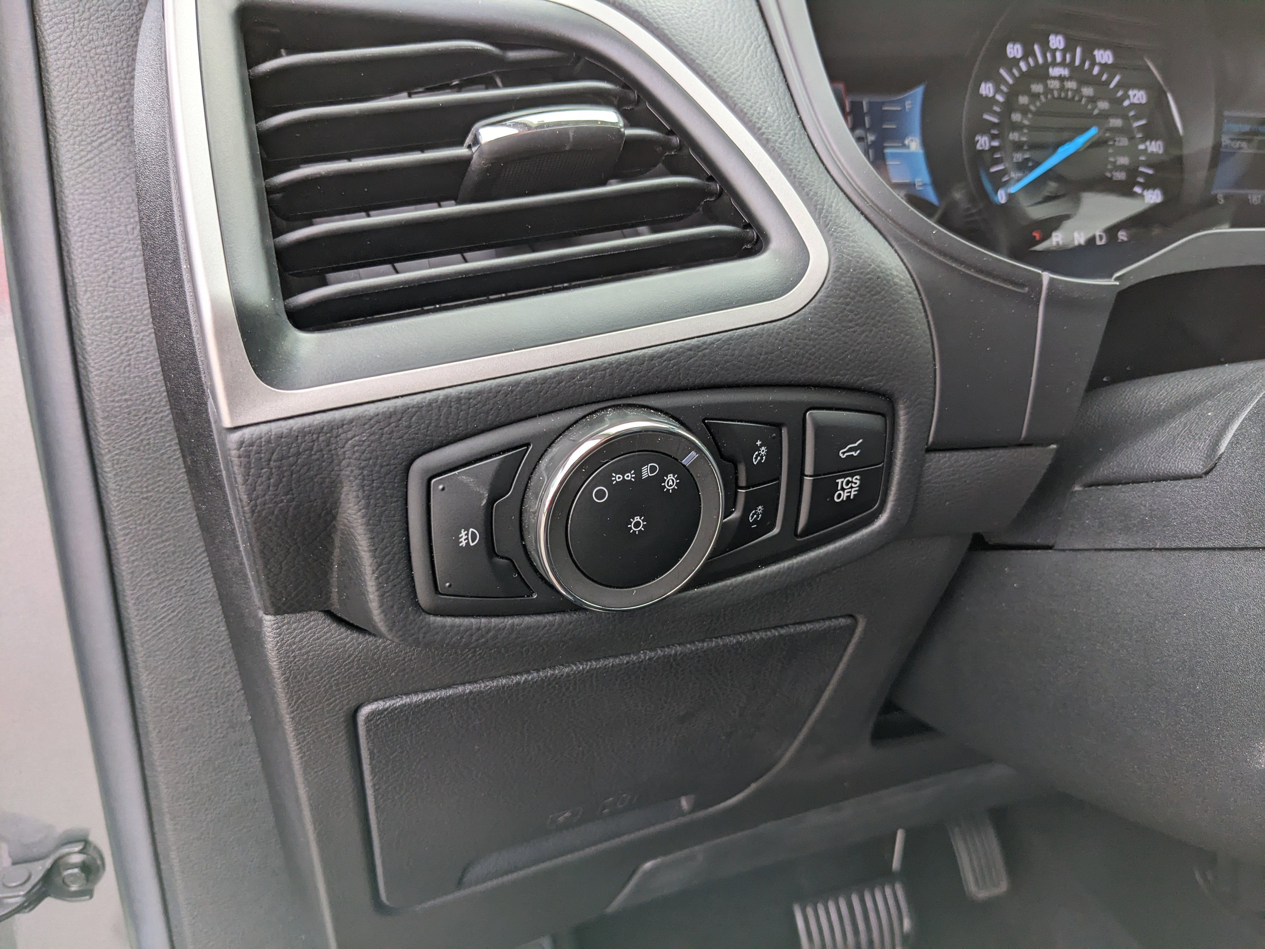 Certified 2023 Ford Edge SEL w/ Convenience Package image 28