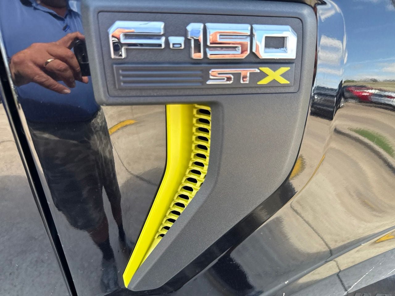 Certified 2024 Ford F150 STX RWD image 16