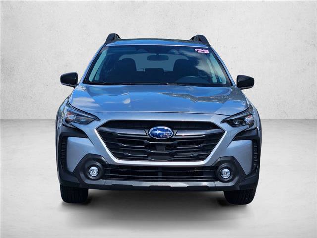 Used 2025 Subaru Outback AWD/4WD image 2
