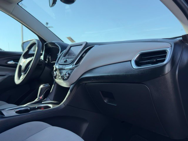 Used 2021 Chevrolet Equinox LT FWD image 16