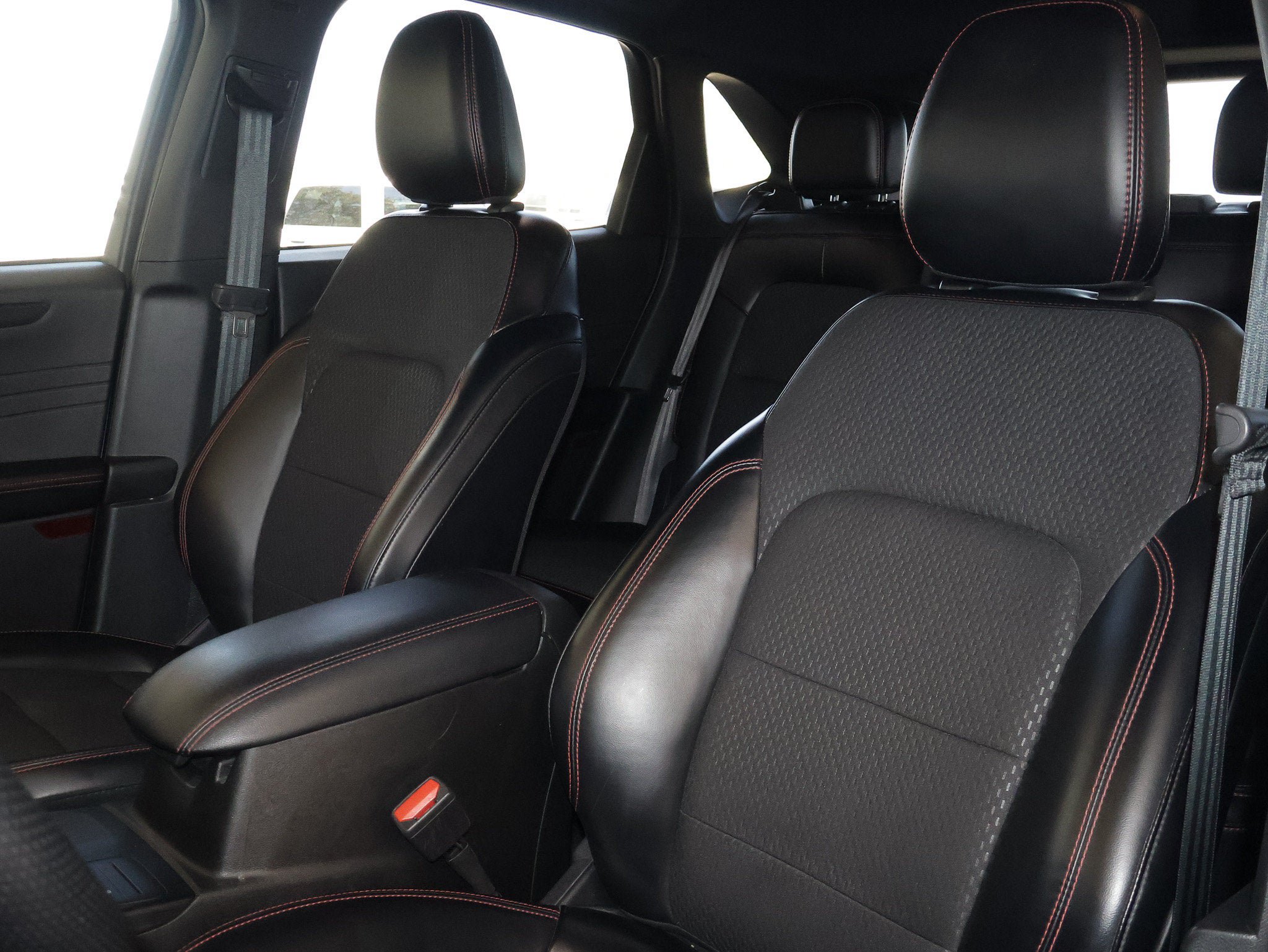 Certified 2024 Ford Escape ST-Line AWD/4WD image 23