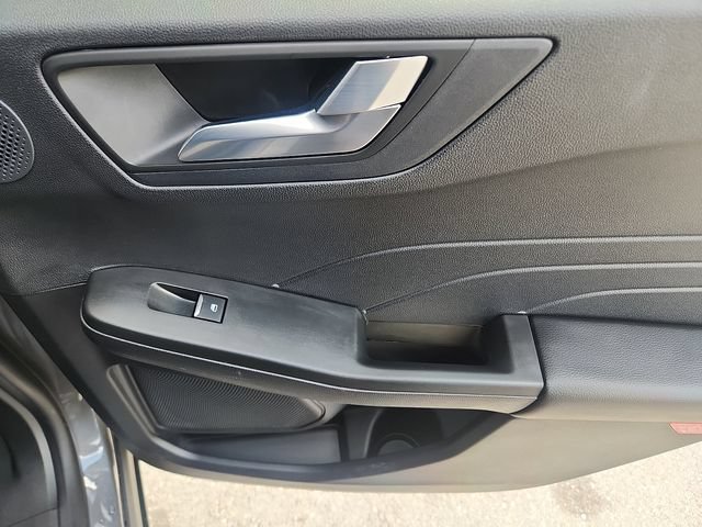 Certified 2022 Ford Escape SEL w/ SEL Stealth AWD Package image 31