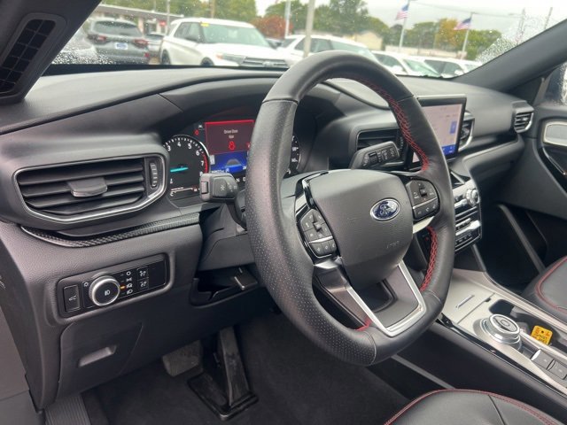 Certified 2023 Ford Explorer ST-Line image 8