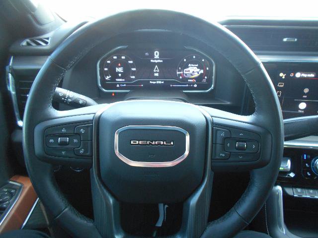 Used 2025 GMC Sierra 3500 Denali Ultimate AWD/4WD image 16