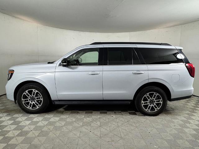Certified 2025 Ford Expedition Active RWD image 13