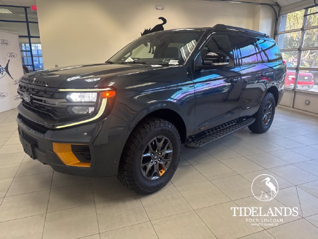 Certified 2025 Ford Expedition Tremor AWD/4WD image 4
