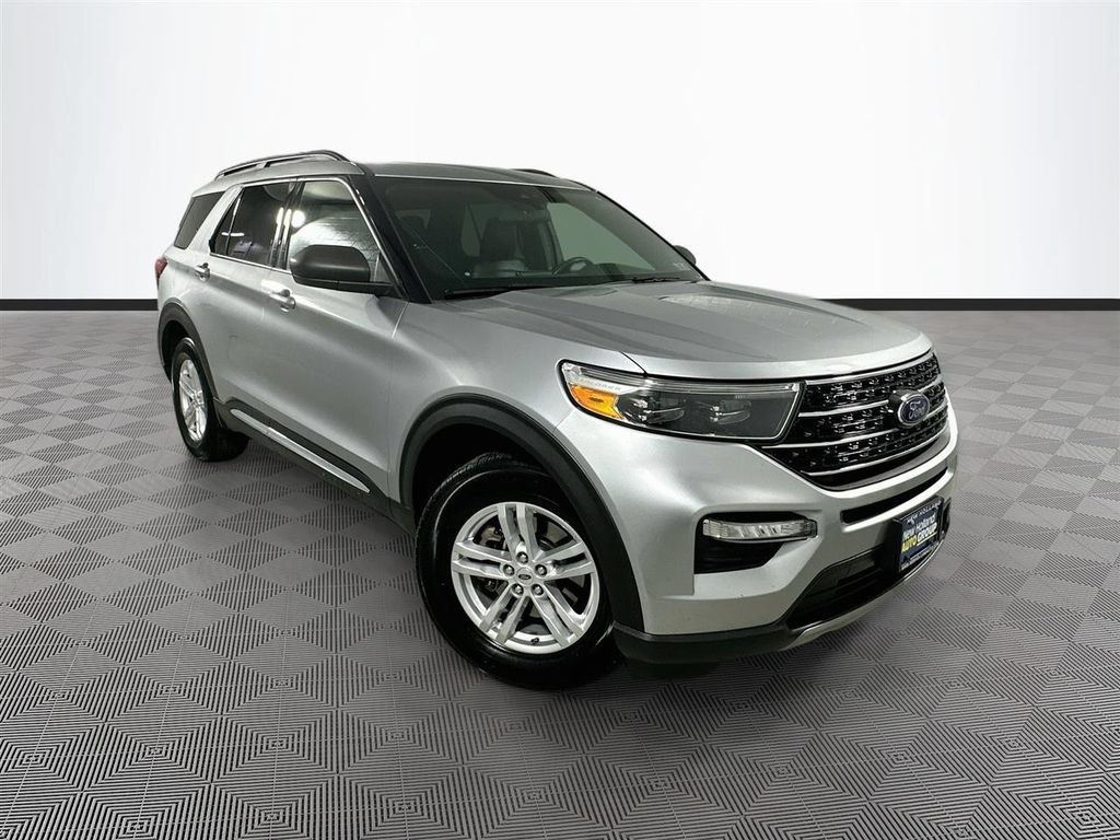 Certified 2020 Ford Explorer XLT w/ Equipment Group 202A