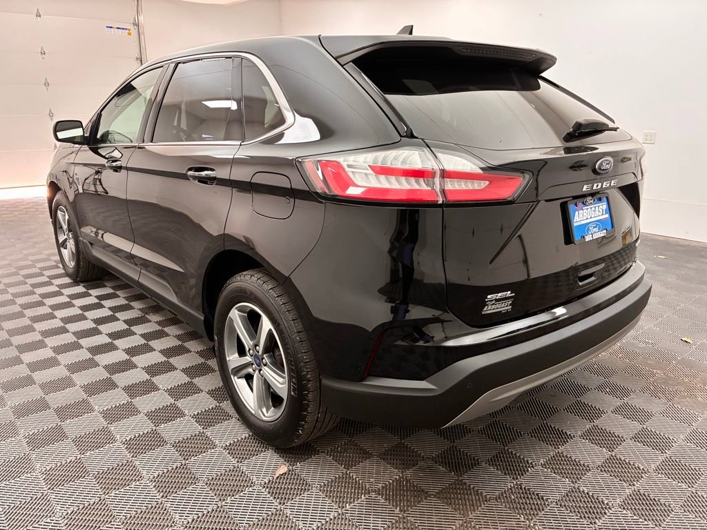Certified 2022 Ford Edge SEL w/ Convenience Package image 13